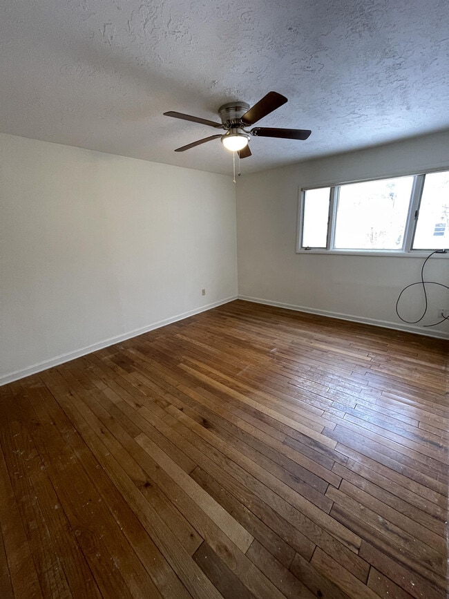 Photo - 2025 2nd Ave N Casa