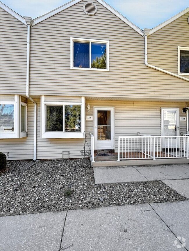 Building Photo - 3216 Vail Pass Dr Rental