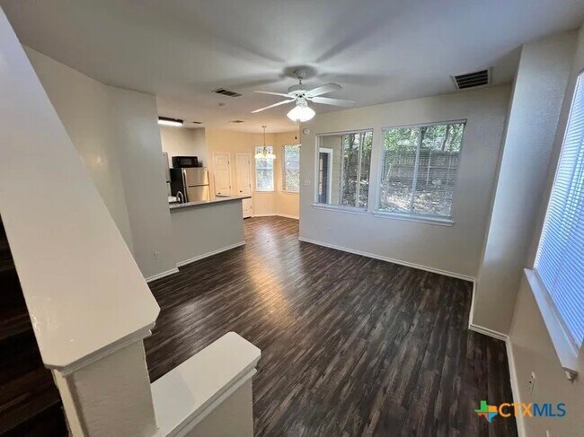 939 Sagewood Trail