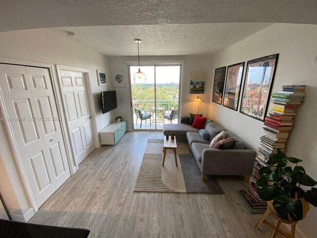Photo - 3500 Coral Wy Unit 707