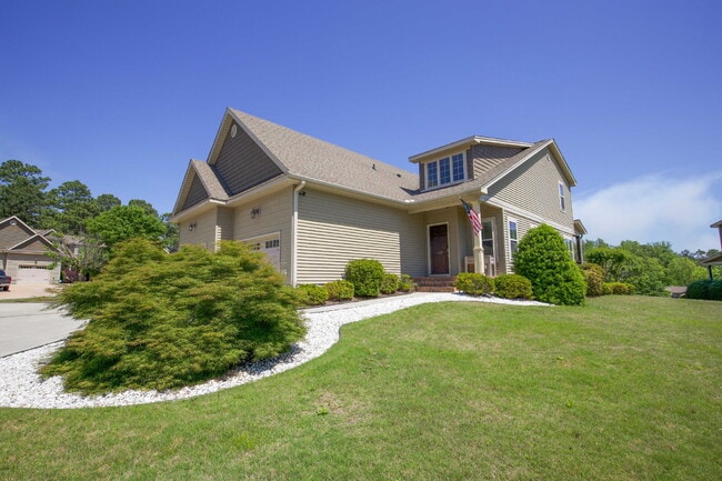 Photo - Charming End-Unit Townhome in Southern Pines
