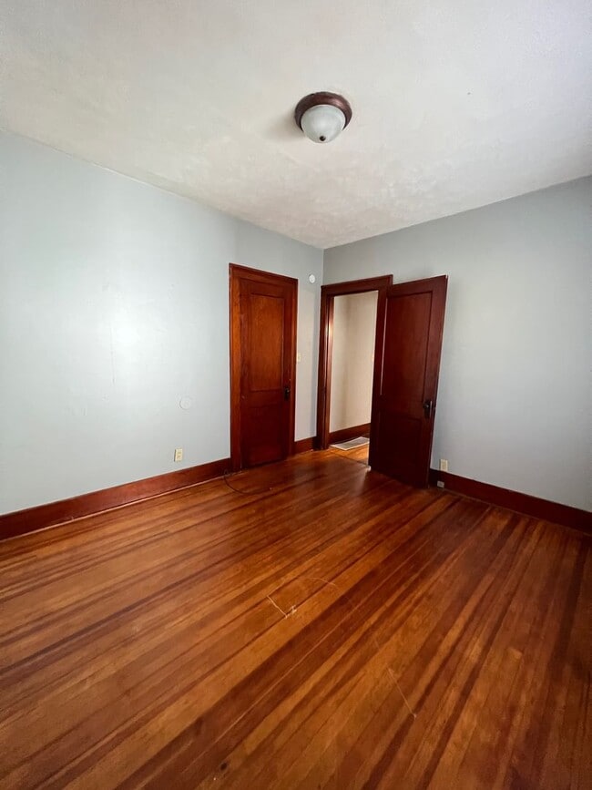 Photo - 907 Harrison St Council Bluffs, IA 51501