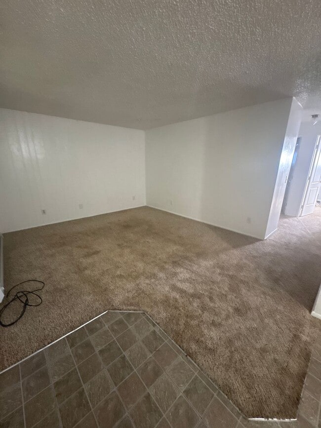 Photo - Quail Hollow 12 Unidad Quail Hollow 12