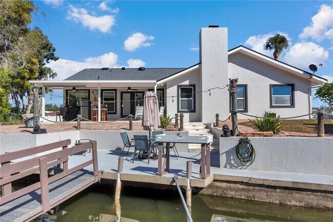 Photo - 1542 SE Pinwheel Dr