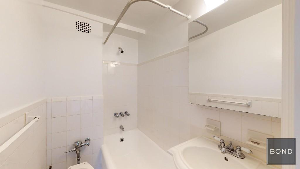 Photo - 95 Christopher St Apartment Unit 8C