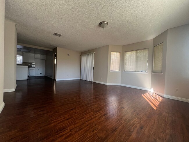 3302-3306 DELTA AVE, / 8409 DOROTHY ST.