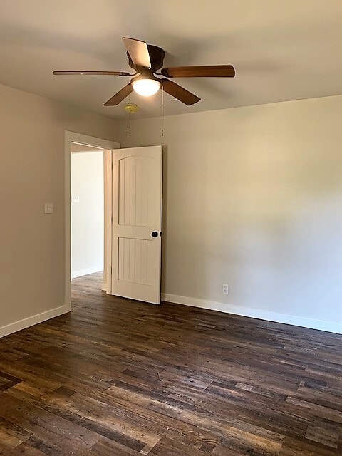 Photo - 2326 Elgem St