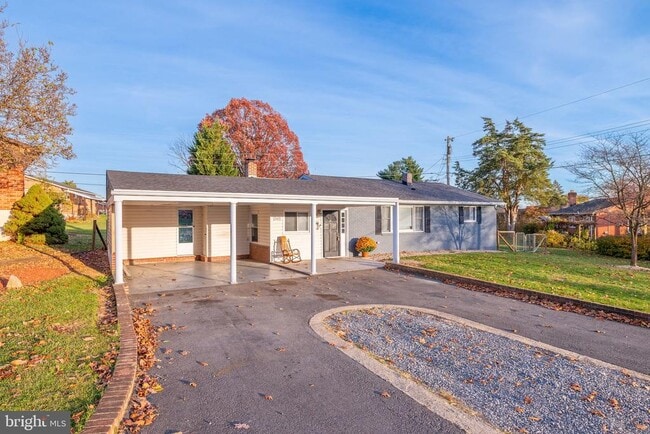 Building Photo - 11419 Greenberry Rd