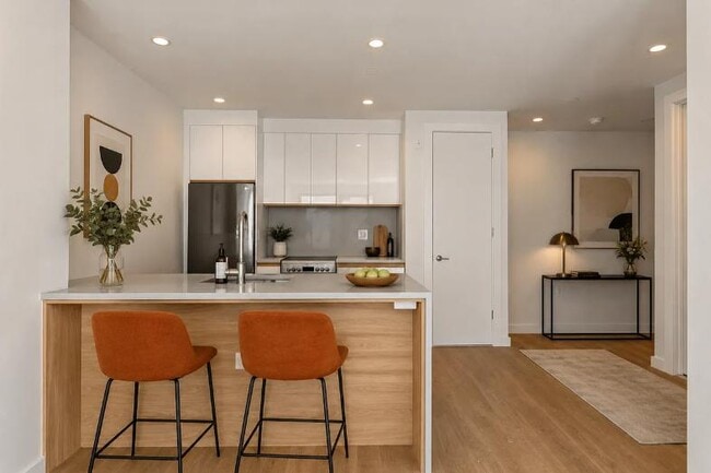 99 Fleet Pl Unit 16B