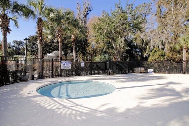 Photo - Spacious Roommate-Style Villa at Estates at Westbury – Bluffton, SC Unidad 712