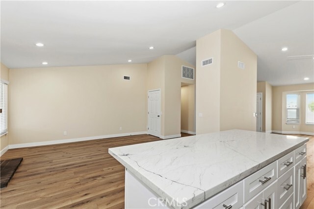 Photo - 11471 Hollyvale Ave