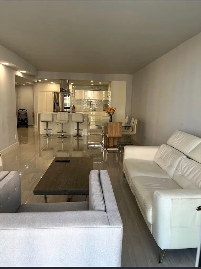 Photo - 19390 Collins Ave Unit 608