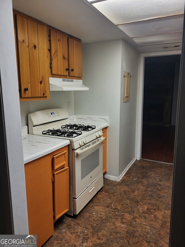 Photo - 6310 Holcomb Way