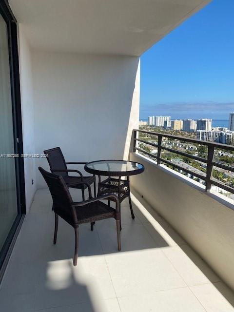 Photo - 2500 Parkview Dr Unit 2204