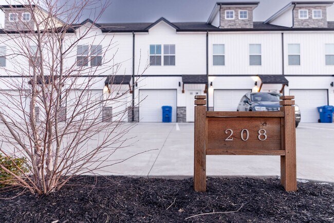 208 Drayton Dr.