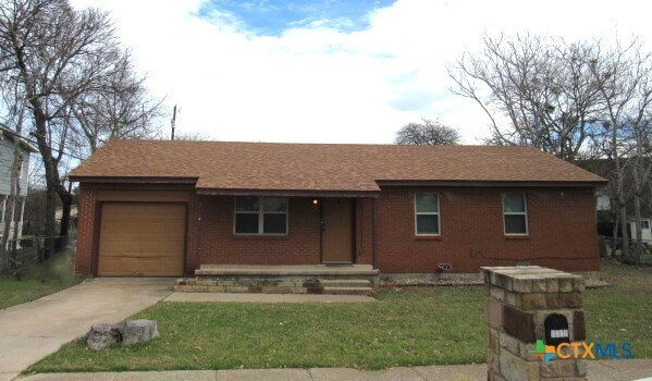 Photo - 2103 Crescent Dr