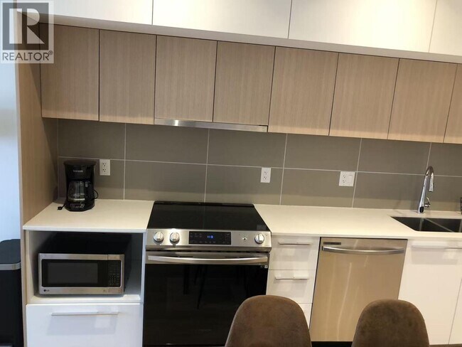 9888 University Crescent Unit 6F