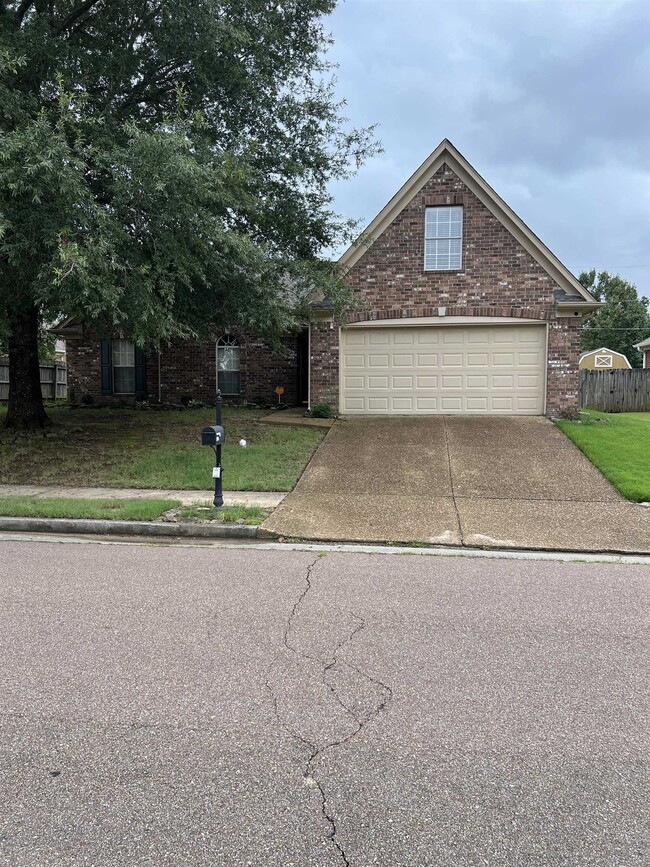Building Photo - 9837 Oldham Dr