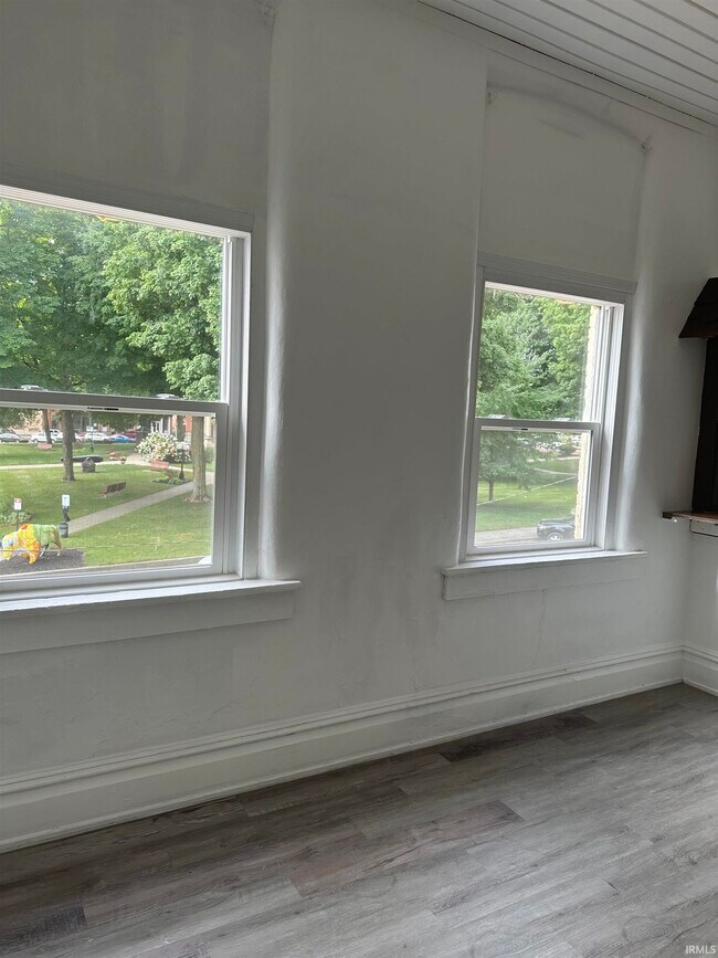 Photo - 104 W Michigan St Unit #3