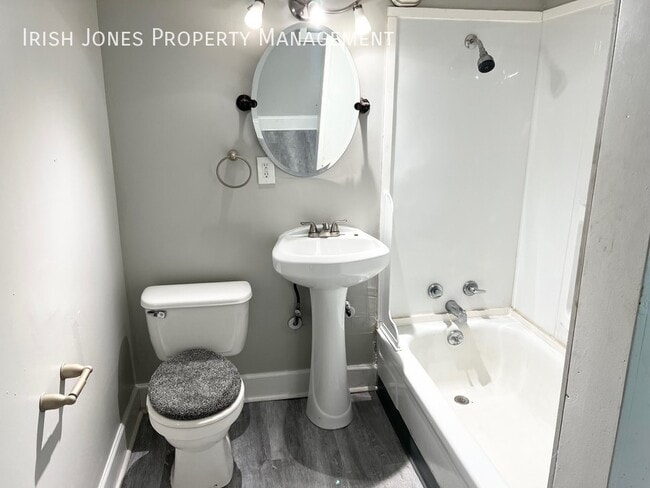 Photo - 192 Bird Ave Unit Apt. 2