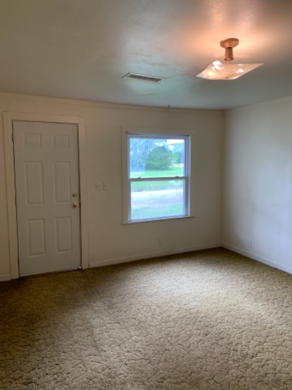 Photo - 1215 E 5th St