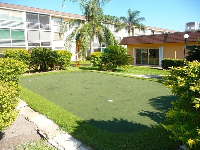 Building Photo - 4500 N Federal Hwy Unit 328D Rental