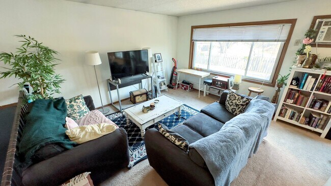 Photo - 3 Bed 1 Bath Apartment - Be Close To Every... Unit 808