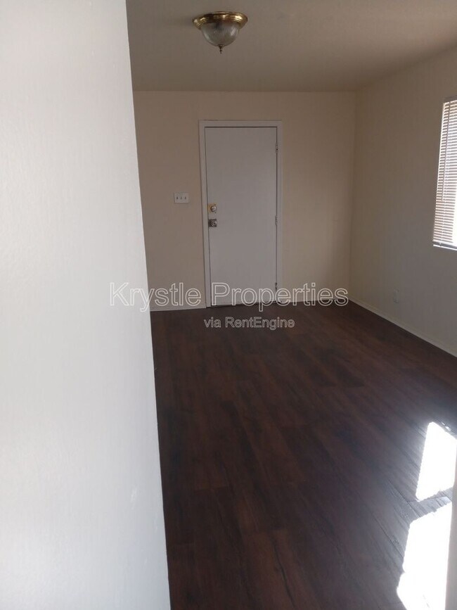 Photo - 350 Thomas Ave Unit A