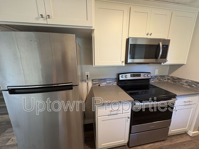 Photo - 8120 SW Thorn St