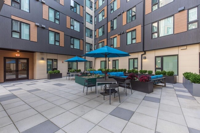 Photo - Polaris at SeaTac