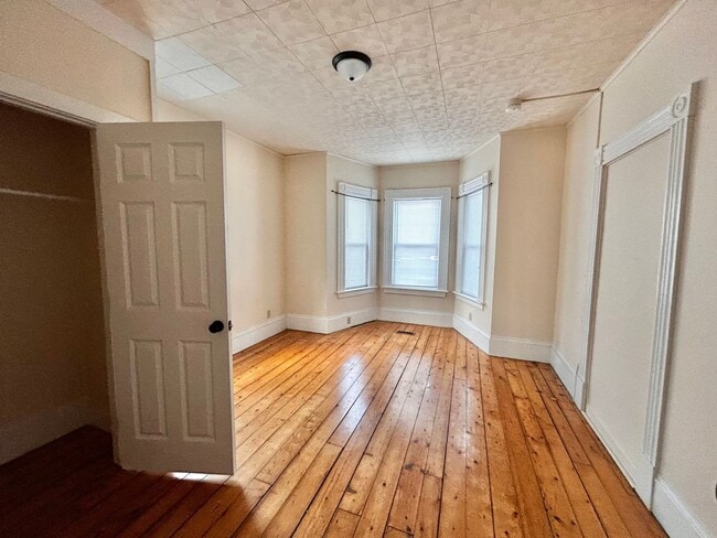 Photo - 180 Federal St Unit 3