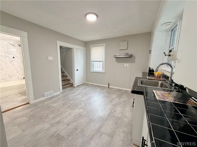 Photo - 35 Dorris Ave