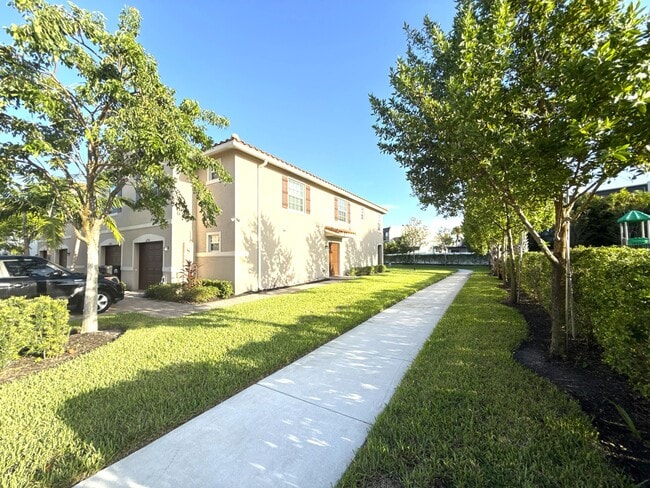 Building Photo - 6794 Broadwater Ln Rental