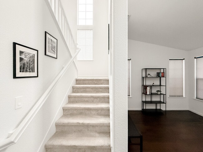 Photo - 640 Granite Ln