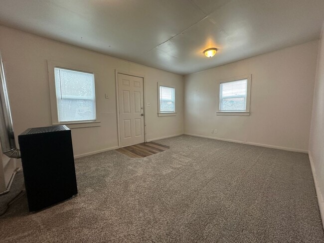 Photo - 2bed, 1bath 1,000sq.ft. home in Caldwell