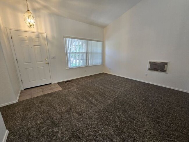 Photo - Beautiful Single Story Home in Double Diamond