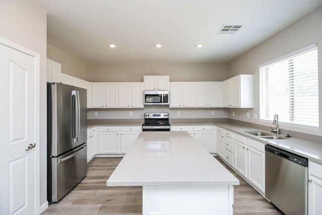 Photo - 4515 E Oxford Ln