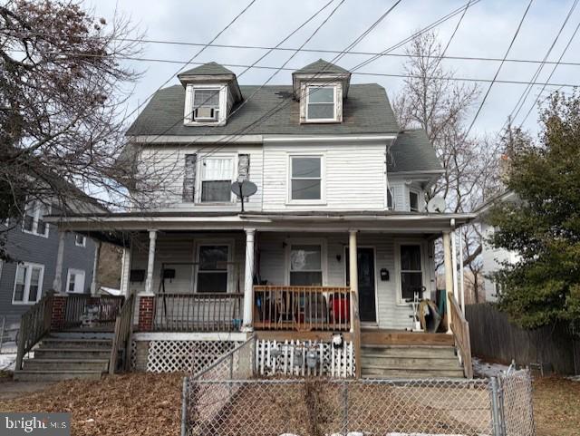 Photo - 110 W Main St Unidad B UPSTAIRS