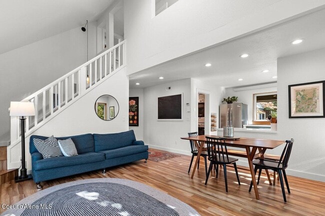 Photo - Great CDA Location!