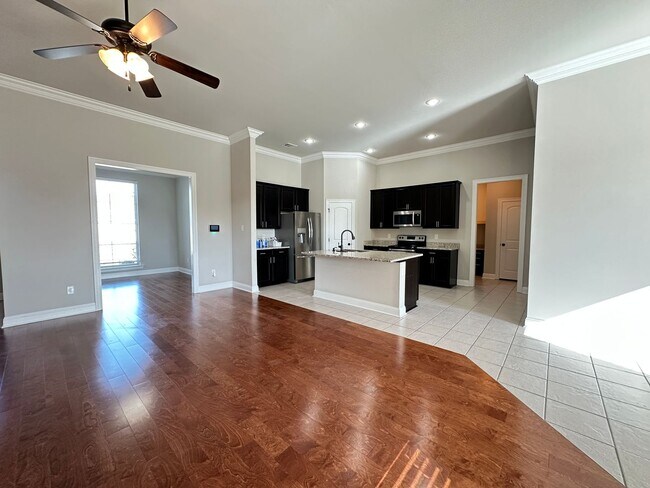 Photo - *$500 off FIRST MONTHS RENT MOVE IN SPECIAL* (LUCIEN FIELD ESTATES-SOUTHEAST SHREVEPORT-BEAUTIFUL...