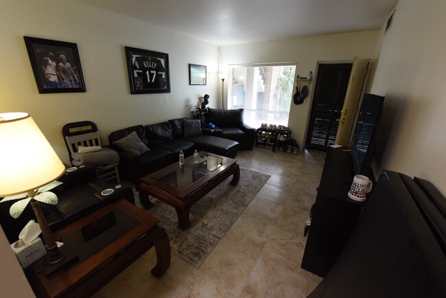 Building Photo - 57 Hanover Cir Rental