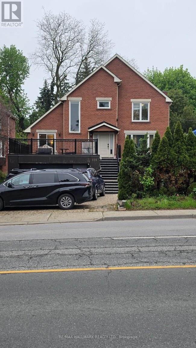 Photo - 191 York Mills Rd