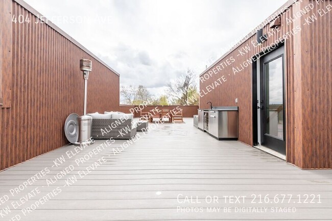 Photo - 404 Jefferson Ave
