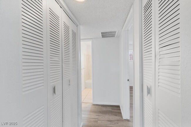 Photo - 350 E Desert Inn Rd Unit H205