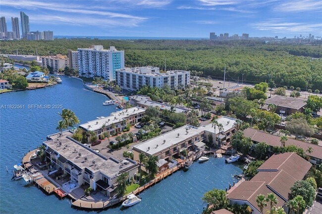 Photo - 16478 NE 27th Pl