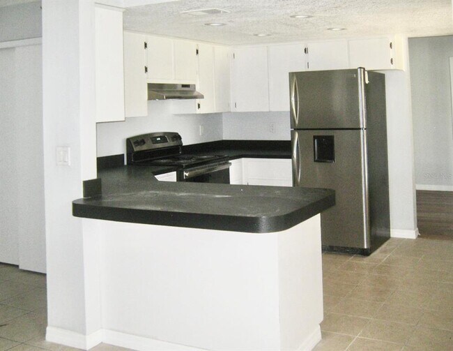 Photo - 4398 Plumosa St