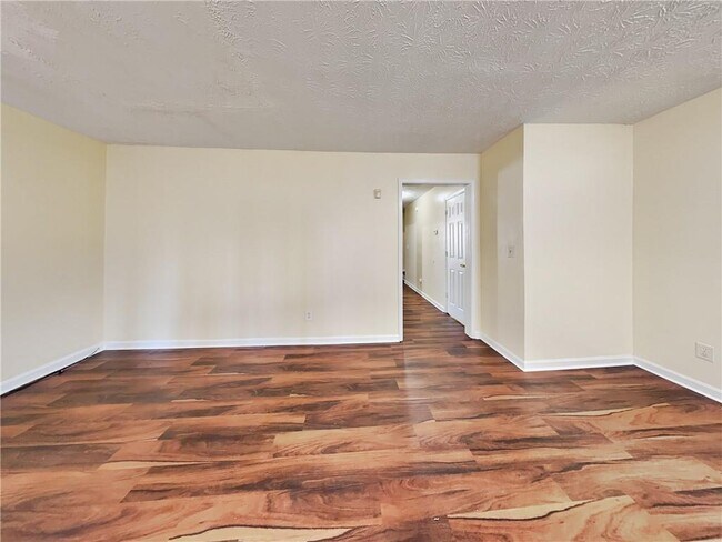 Photo - 5280 Ridge Forest Dr