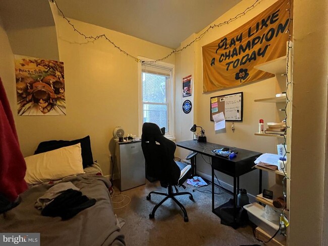 Photo - 1429 W Norris St