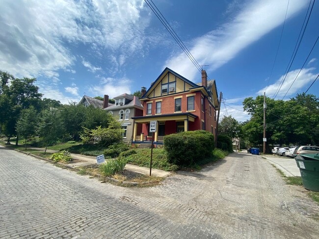 Photo - 1501 Belmont Ave Unit 1501