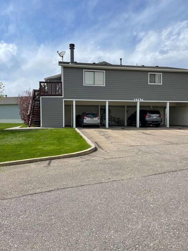 Building Photo - Fabulous 2 BED/1.5 BATH Condo in Boulder! ...